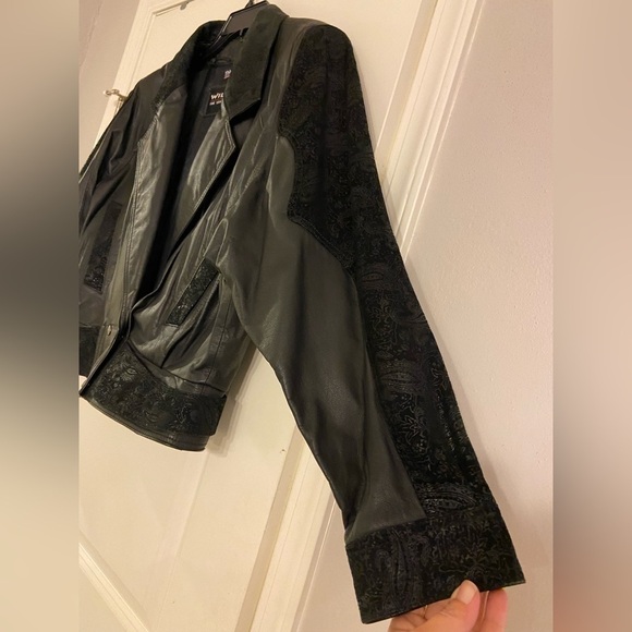COPY - 𝅺WOMEN’S Wilson’s Leather Embroidered floral Moto Black Jacket Vintage S… - Picture 4 of 15